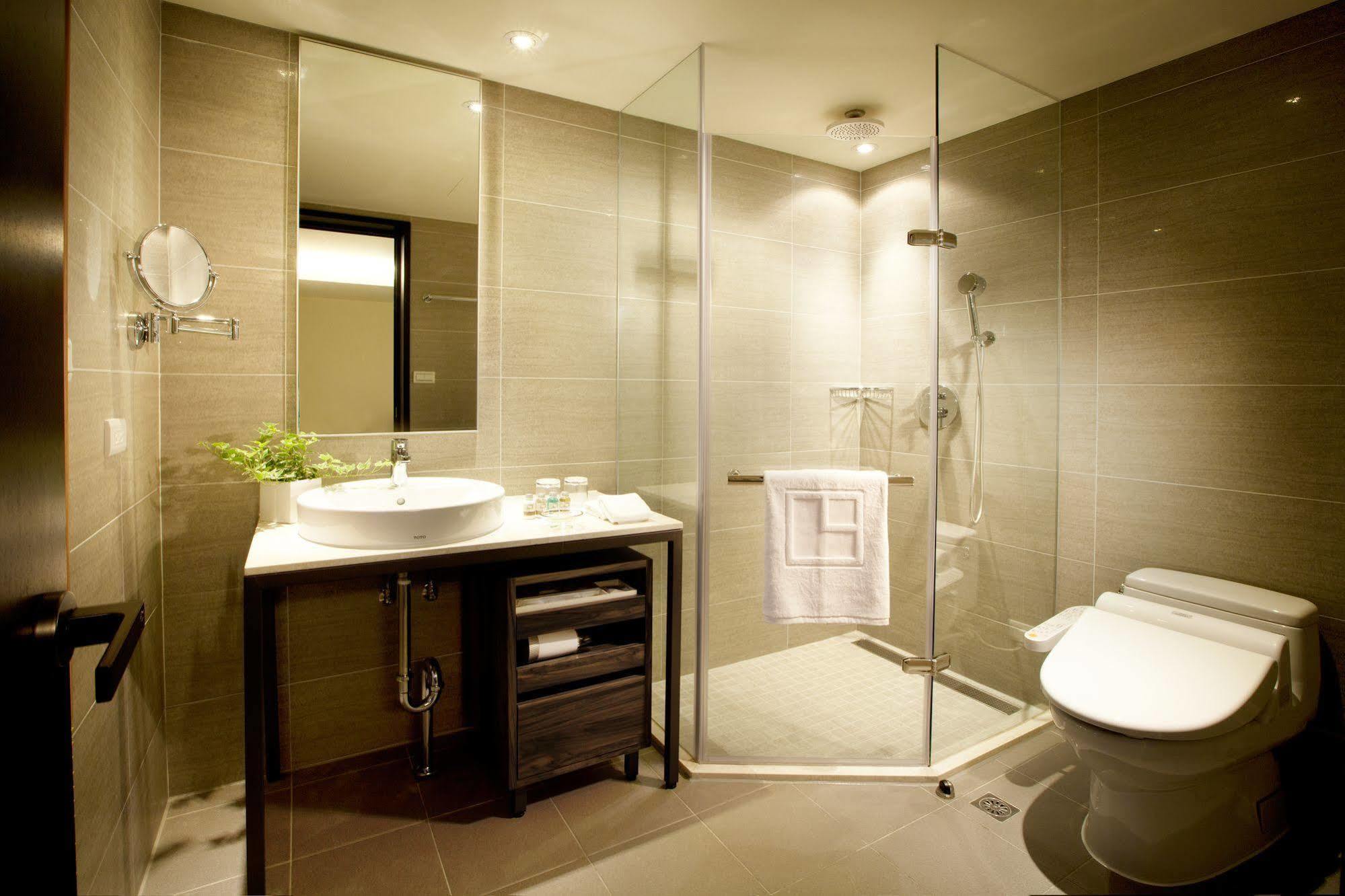 เดอะ คอร์เนอร์ เฮาส์ Hotel ไทเป ภายนอก รูปภาพ