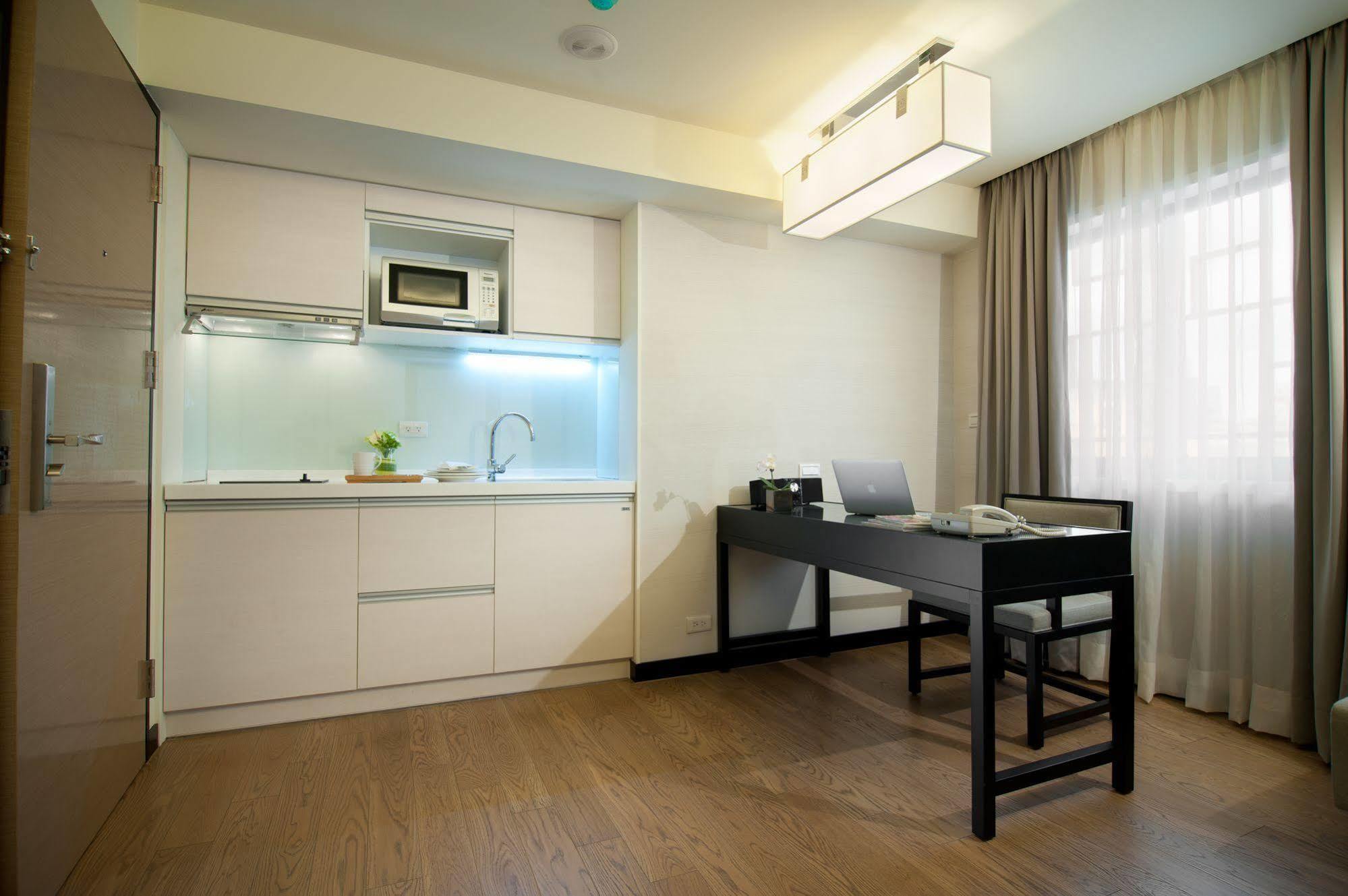 เดอะ คอร์เนอร์ เฮาส์ Hotel ไทเป ภายนอก รูปภาพ