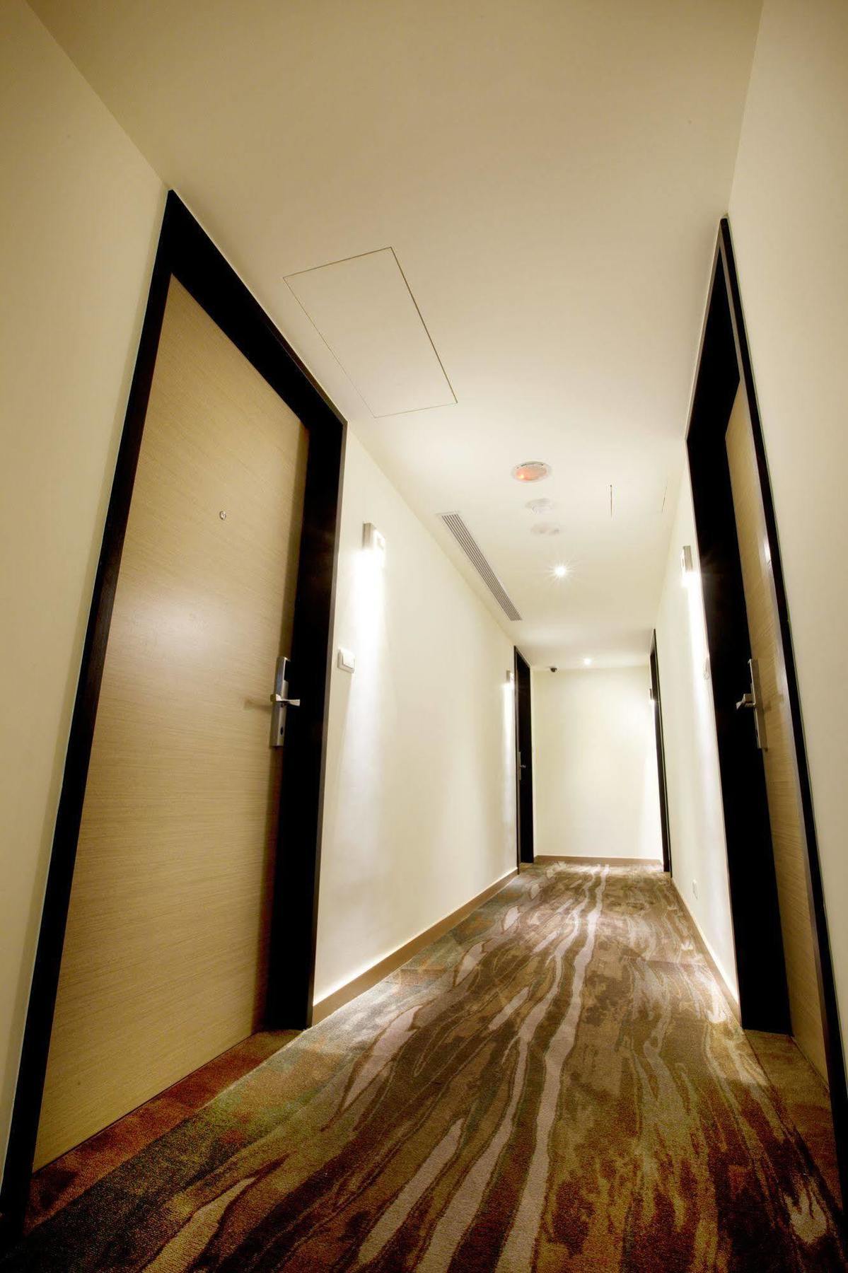เดอะ คอร์เนอร์ เฮาส์ Hotel ไทเป ภายนอก รูปภาพ